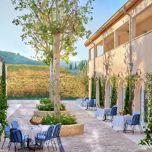La Coste Hotel