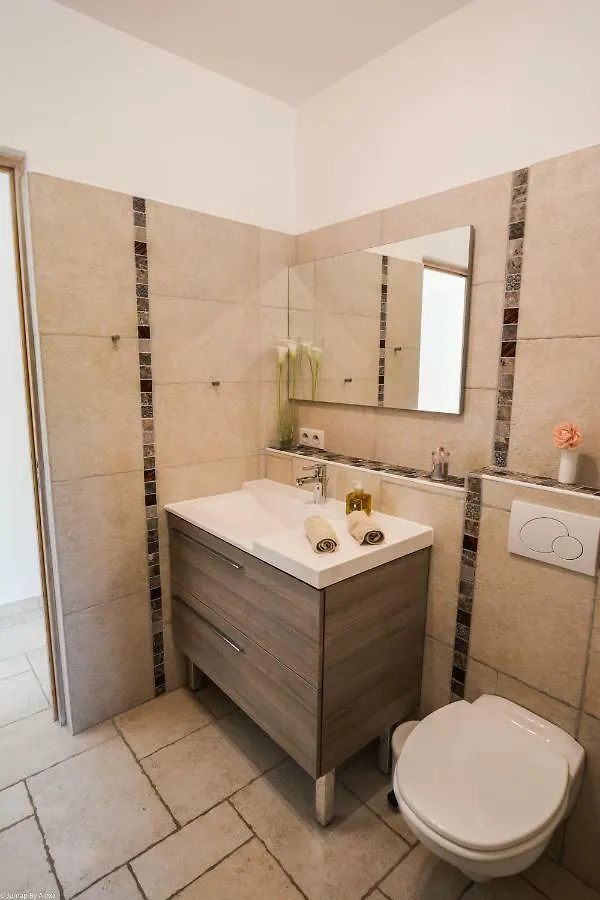 Campagne Ceres Bed & Breakfast Le Puy-Sainte-Reparade 3*,